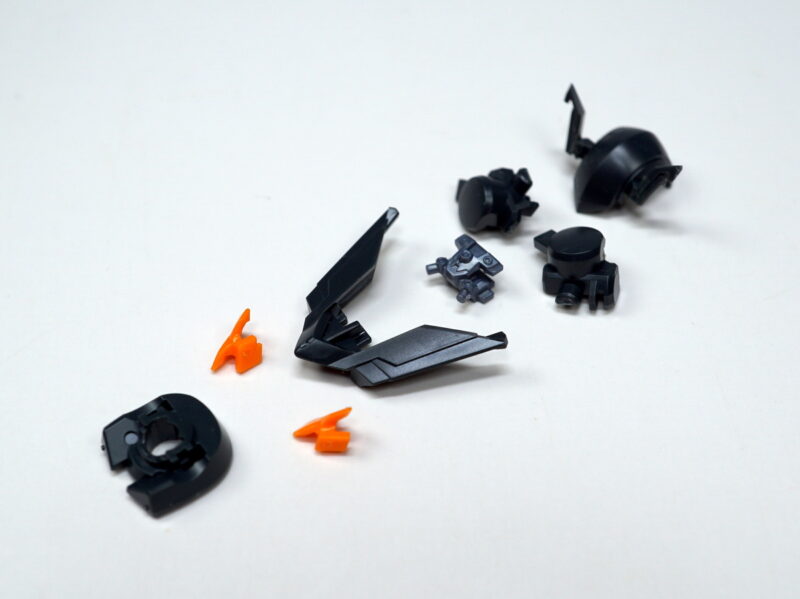 頭部の組み立て