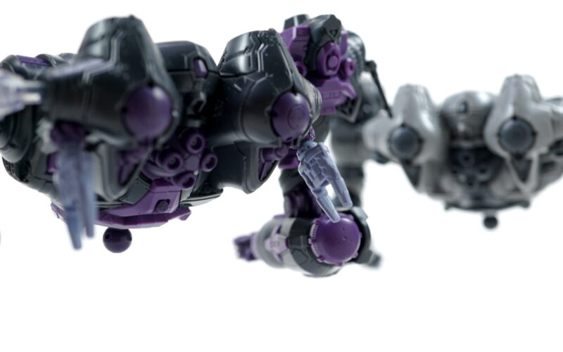 「BUERZEL/21D」は付属せず