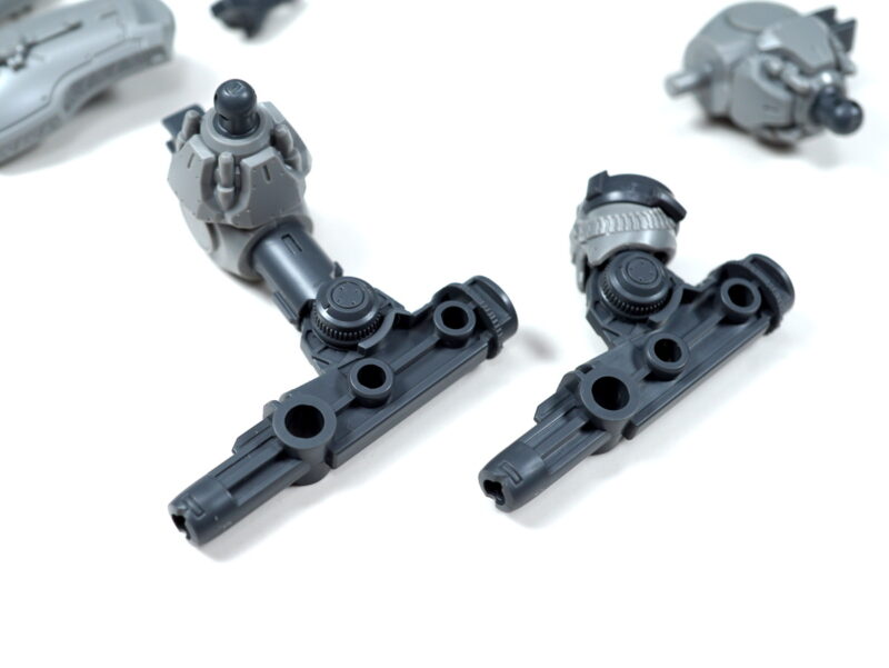 肘の関節が渋い。