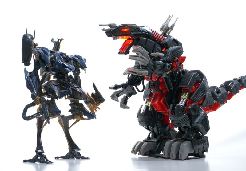 「AZシリーズ デスザウラー」と。